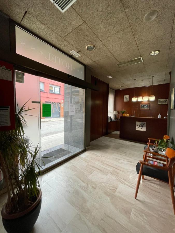 Hotel Sant Celoni Kültér fotó